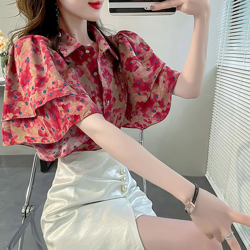 أنيقة التلبيب تقسم مطبوعة فراشة كم قمصان الملابس النسائية 2025 صيف جديد فضفاض شيك القمم مكتب سيدة البلوزات