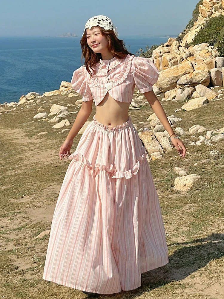 

Nibber Stripe Print 2-Piece Set Women o-Neck Button Puff Sleeves Mini Tops+Ruffled Edges Skirts Summer Vacation Matching Suits