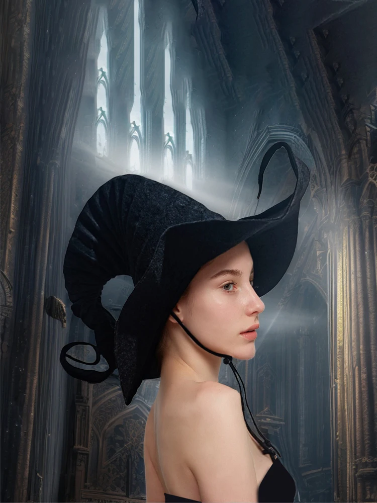 

Halloween Witch Hat Large Pleated Black Witch Cap with Pointed Brim&Swirling Design Christmas Party Cosplay Costume Props Decor
