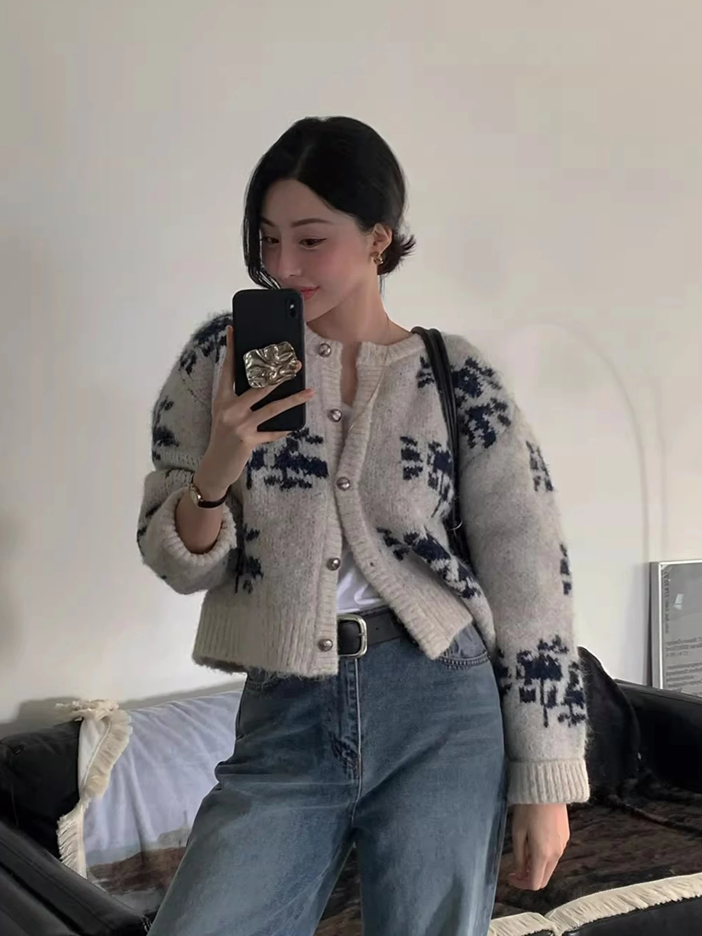 

Retro Metal Button Color Blo Knitwear ort Jaet Women's Winter New Sle Versatile Slimming Knitted Sweater