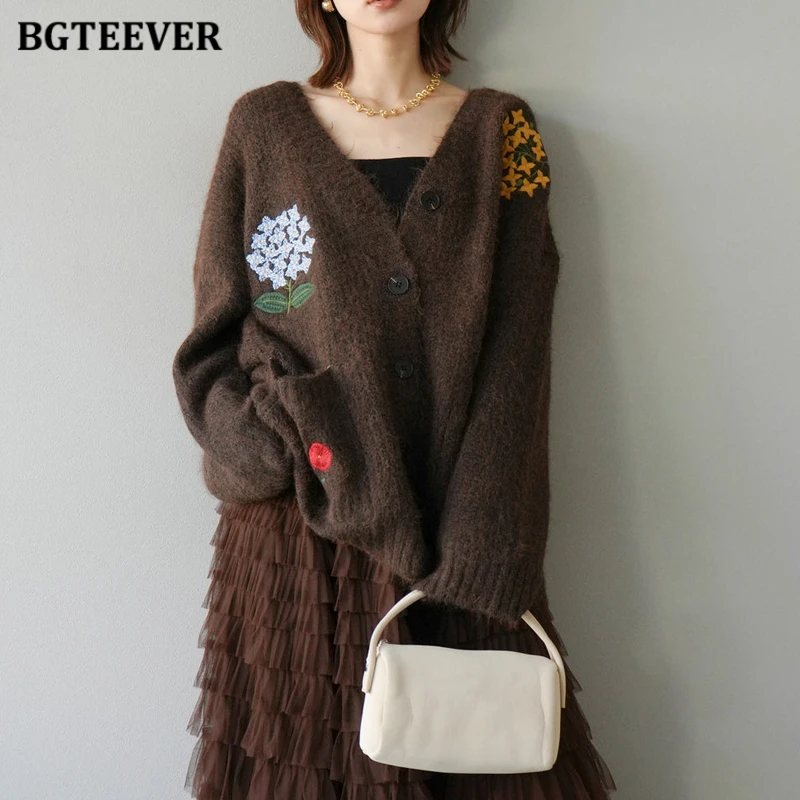 

BGTEEVER элегантный женский свитер с v-образным вырезом и вышивкой, кардиганы, повседневные однобортные женские вязаные пальто
