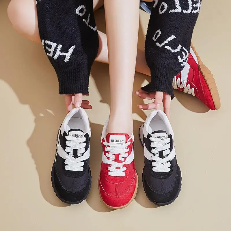 

Fashionable Thick Bottom Dad Shoes for Women in Genuine Leather Sporty Single Shoes Casual Style round Toe mid Heel