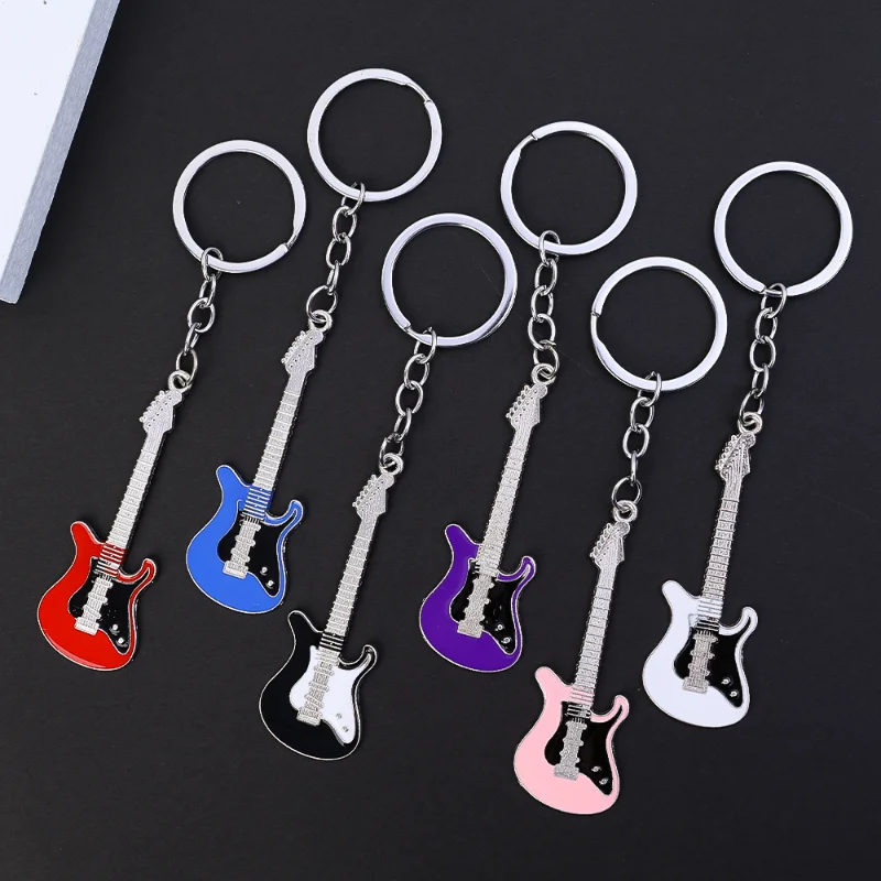 Y2K Popular Creative Guitar Customized Keychain Simple Boutique Beautiful Cute Guitar Key Chains Pendant Birthday Gift Key Ring