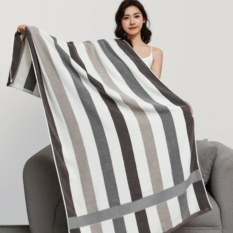 

70x140cm Pure cotton for household use, absorbent and quick drying, men and women taking a shower, enlarged and thickened