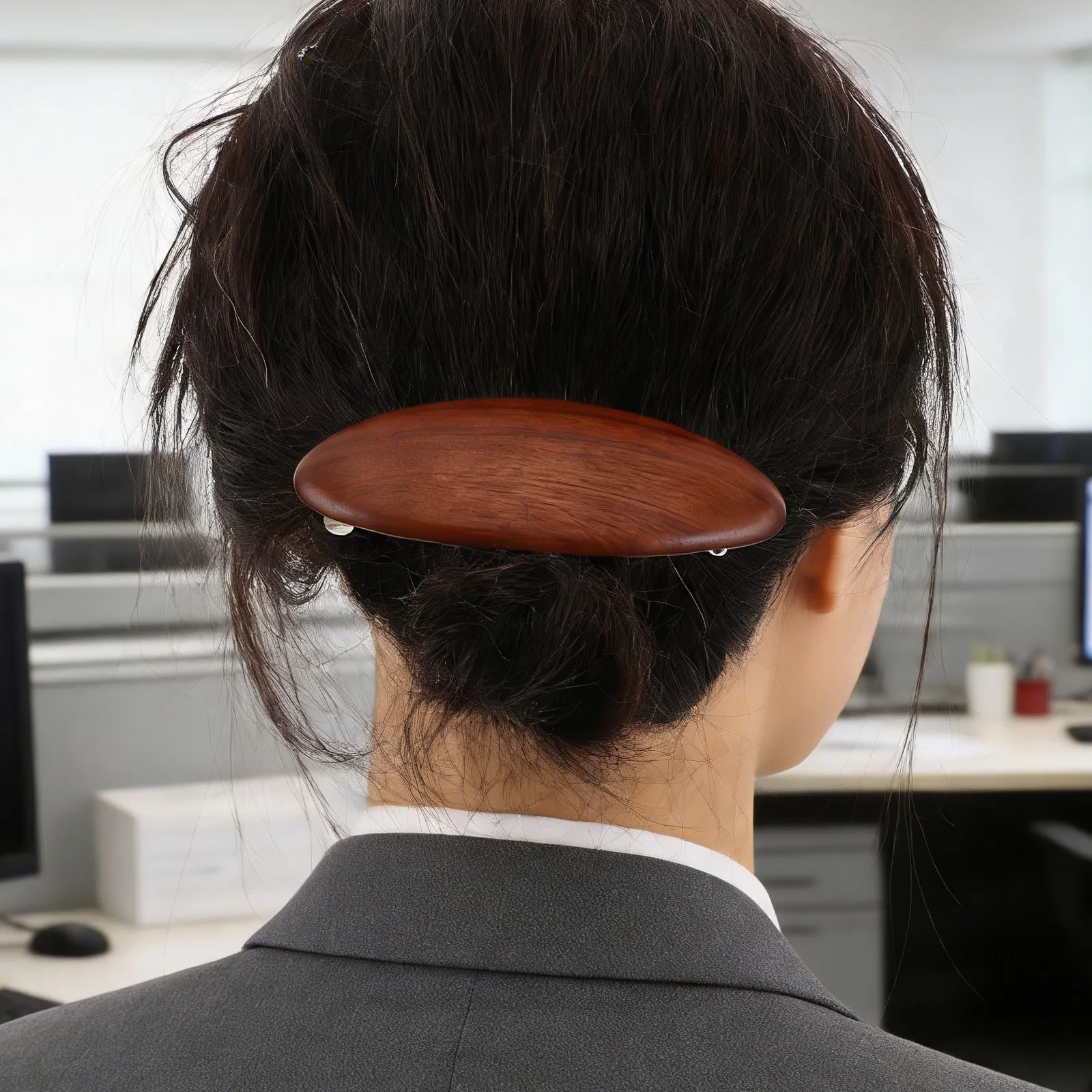 

Овальная деревянная заколка для волос в винтажном французском стиле, большая, нескользящая, коричневая, с текстурой дерева, для чонгсама, ретро-аксессуар для волос на каждый день