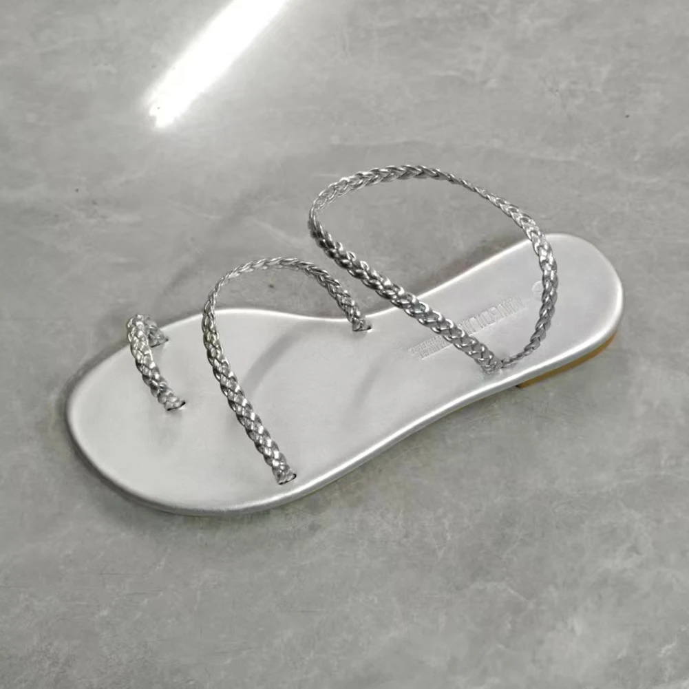 

Women Strappy Sandals Clip Toe Summer Slip-On Shoes Comfortable Casual Dressy Sandals Non Slip for Outdoor Travel