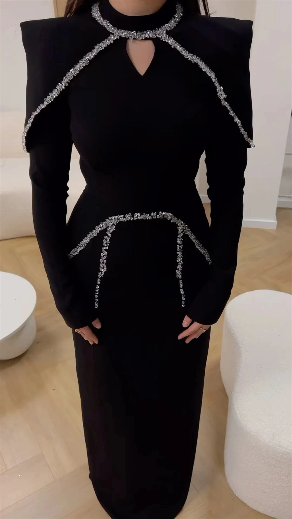 

Black Beaded Long Sleeves Bespoke Occasion Gown Evening Dresses Pastrol Unisex Jersey Retro Dubai Saudi Arabic Prom Customized