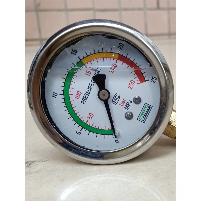 

Манометр для инжекционных прессов, ударопрочный и прочный, с осевым фланцем, 250-400 кг, гидравлический манометр