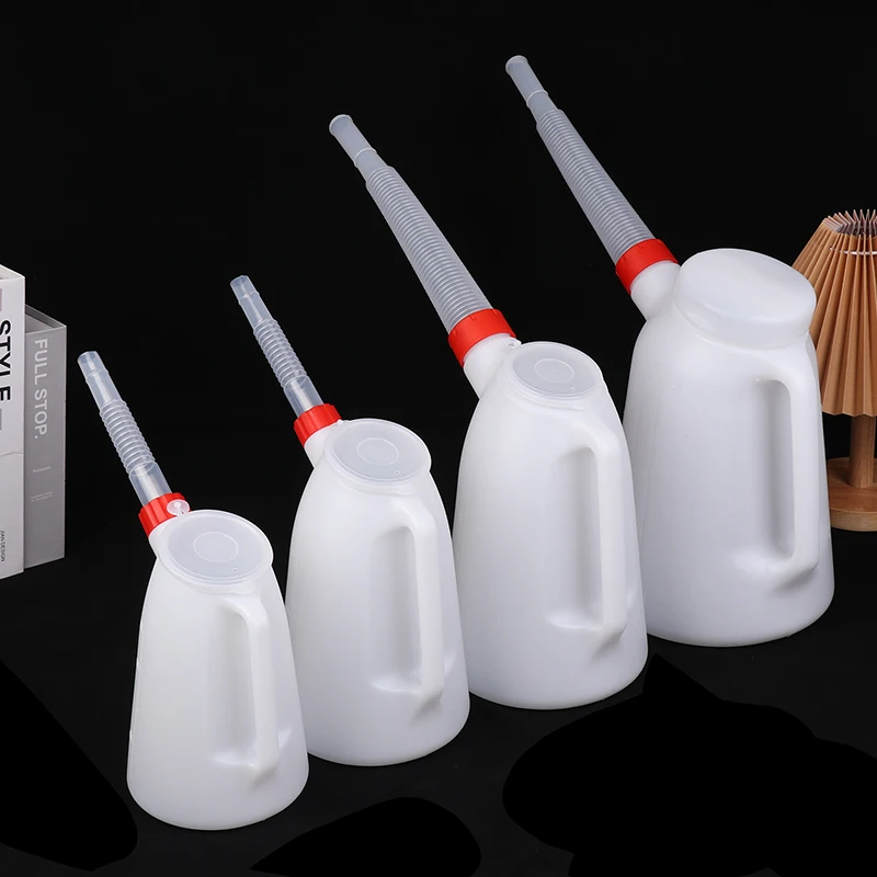 1.2L/2L/3L/5L إبريق قياس الزيت علبة البنزين خزان الوقود مع صب مرنة لحاوية قياس زيت المرآب للسيارات