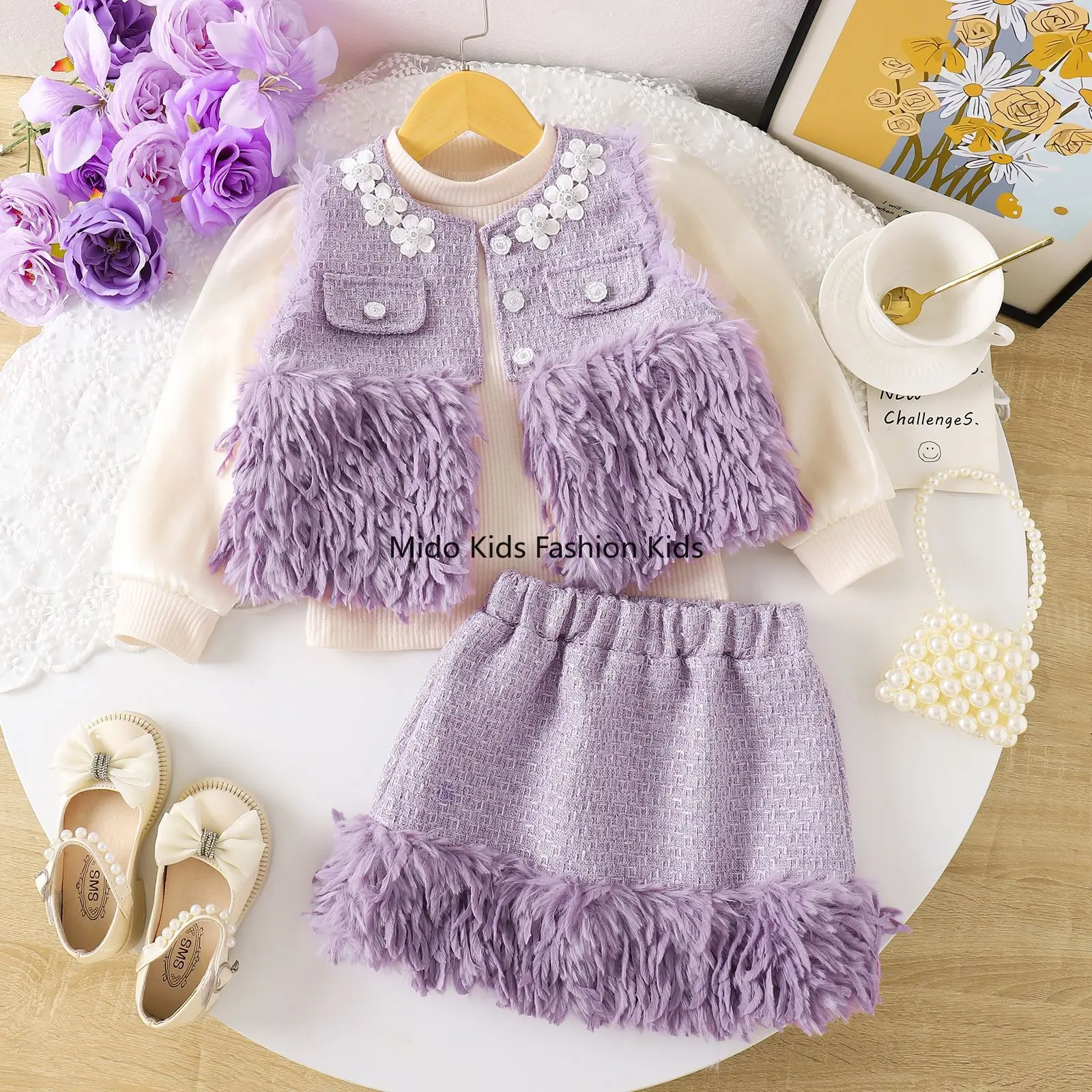 

New nspired waistcoat jacket for girls Autumn/Winter chic, versatile, loose-fitting and slimming Fringe three-piece set