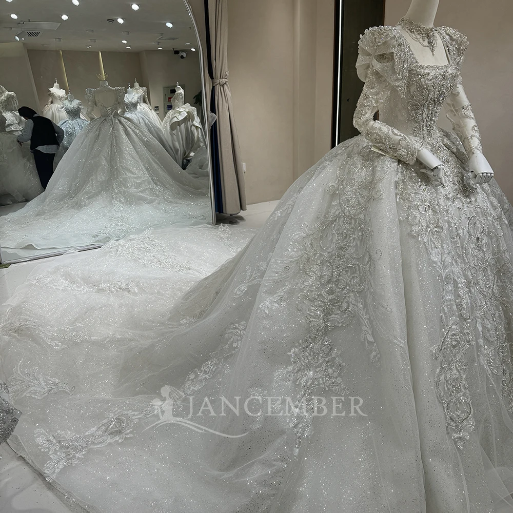 Customized Vintage Lace Wedding Dresses Princess Ball Gown Beading Bridal Gowns Shinny Tulle Long Sleeves Dubai Marriage Dress