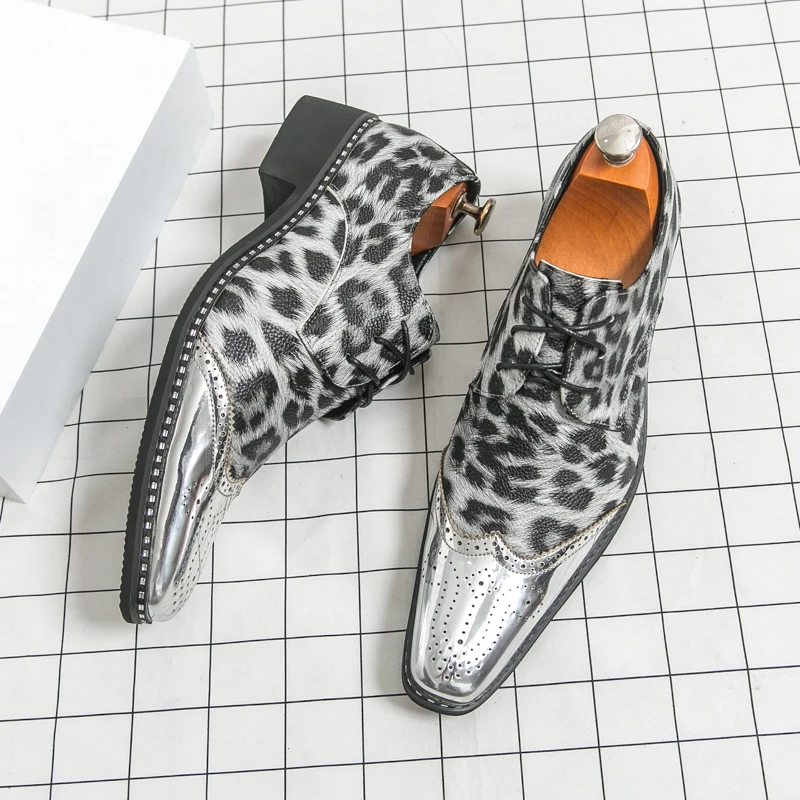 

Classic Wedding Leather Shoes For Men High Quality Social Shoes Male Fashion Formal Brogues Leopard Men's Dress Shoes