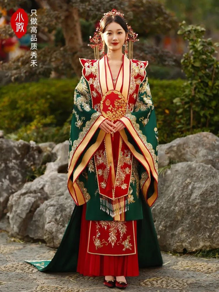 

Hanfu wedding attire Chinese-style bride's phoenix crown and red veil men's women's photo studio suits