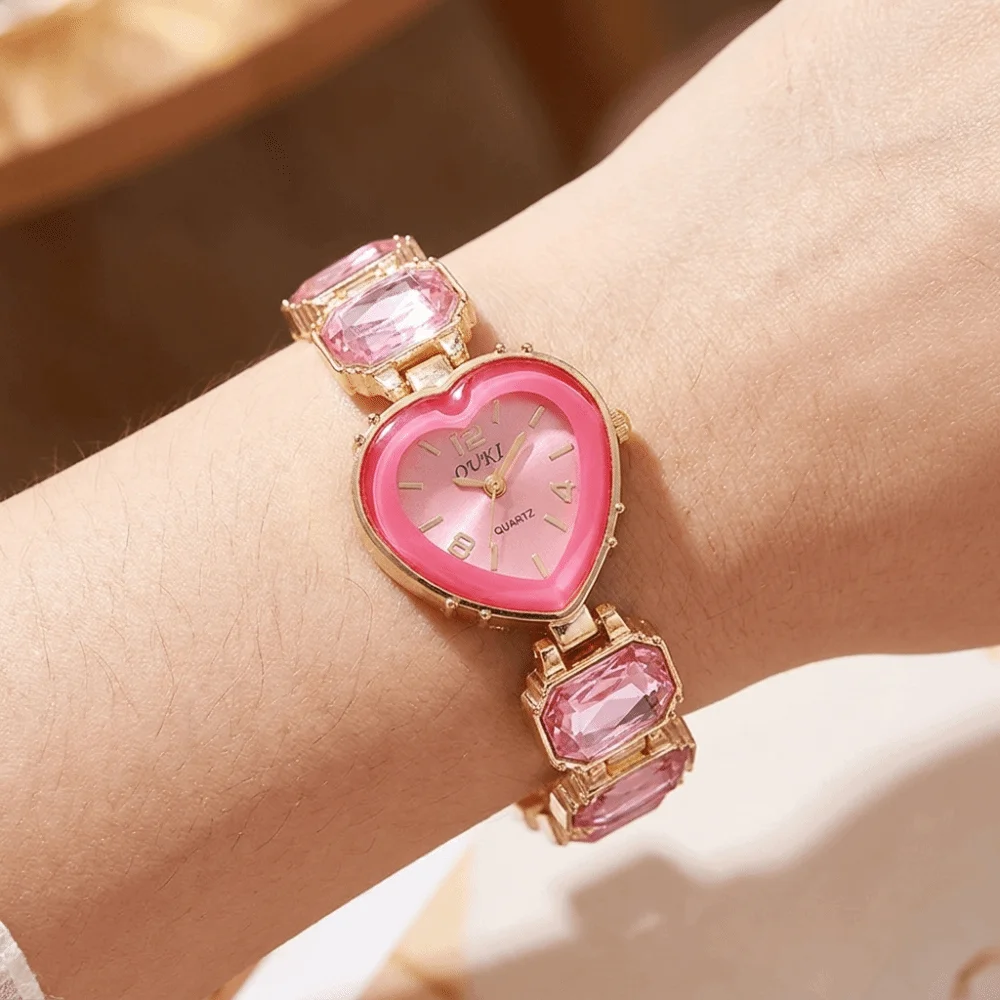 Rhinestone Quartz Watches Diamond Studded Watch Strap with Adjustable Bracelet Heart Shaped Watch Wrist Decoration Women Girl