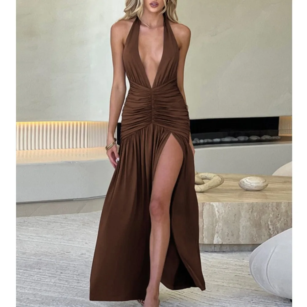 

Новое летнее женское длинное платье без рукавов с висячим вырезом и глубоким v-образным вырезом, сексуальное плиссированное однотонное платье с разрезом на спине