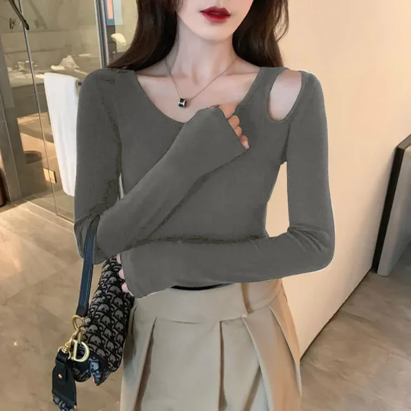 تصميم المتخصصة تي شيرت جديد 2025 ربيع الخريف الأسود الجوف مثير قاع خارج الكتف طويلة الأكمام سليم الأعلى للنساء #1