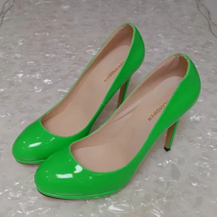 Women Green Red Patent Leather Pumps Fashion Party Wedding Round Toe High Heels Female Slip On Dress Ladies Shoes Big Size A0061