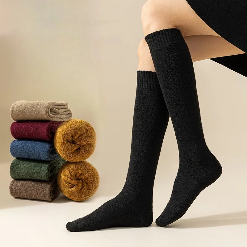 Neue frauen Strümpfe Frühling Trends Casual Adrette Knie Hohe Socken Weibliche Hohe Qualität Baumwolle Einfarbig Lange Socken Bequem