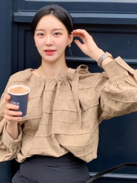 Sweet Versatile Dongda Gate irt Spring 2025 Square Collar Lantern Sve  Color Hooded Other Material 00% Women's Fas...