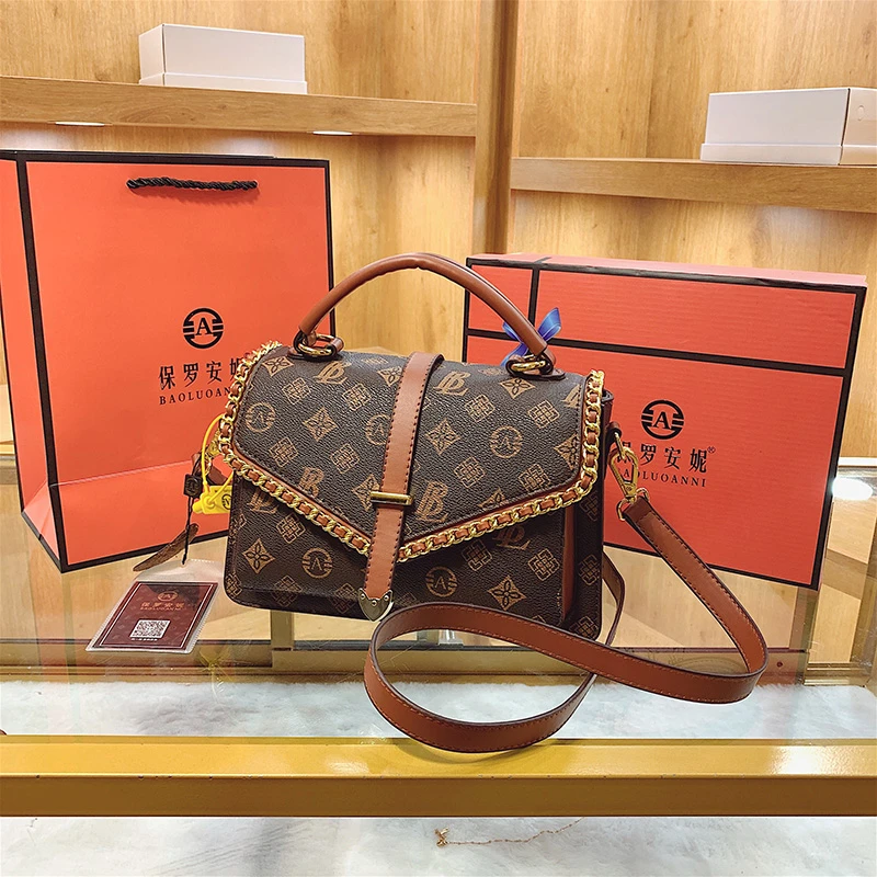 sac-a-bandouliere-chic-pour-femmes-sacoche-multifonctionnelle-portable-pour-l'exploration-de-la-ville-et-les-aventures-du-shopping