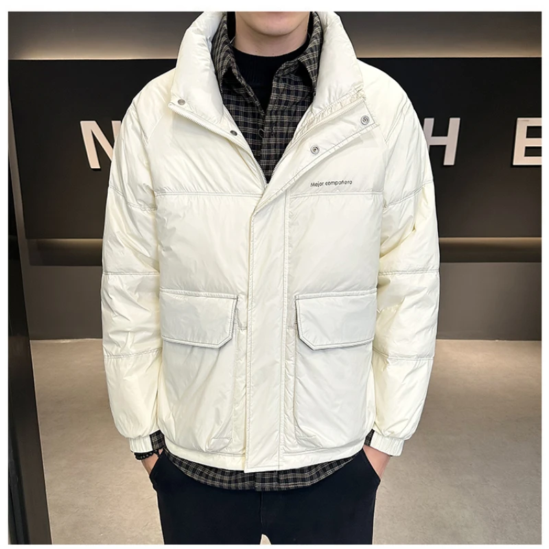 Chaquetas de plumón de pato blancas para hombre, cuello alto, combina con todo, Dos bolsillos grandes falsos, ropa de abrigo, moda de invierno, nuevo, 2023