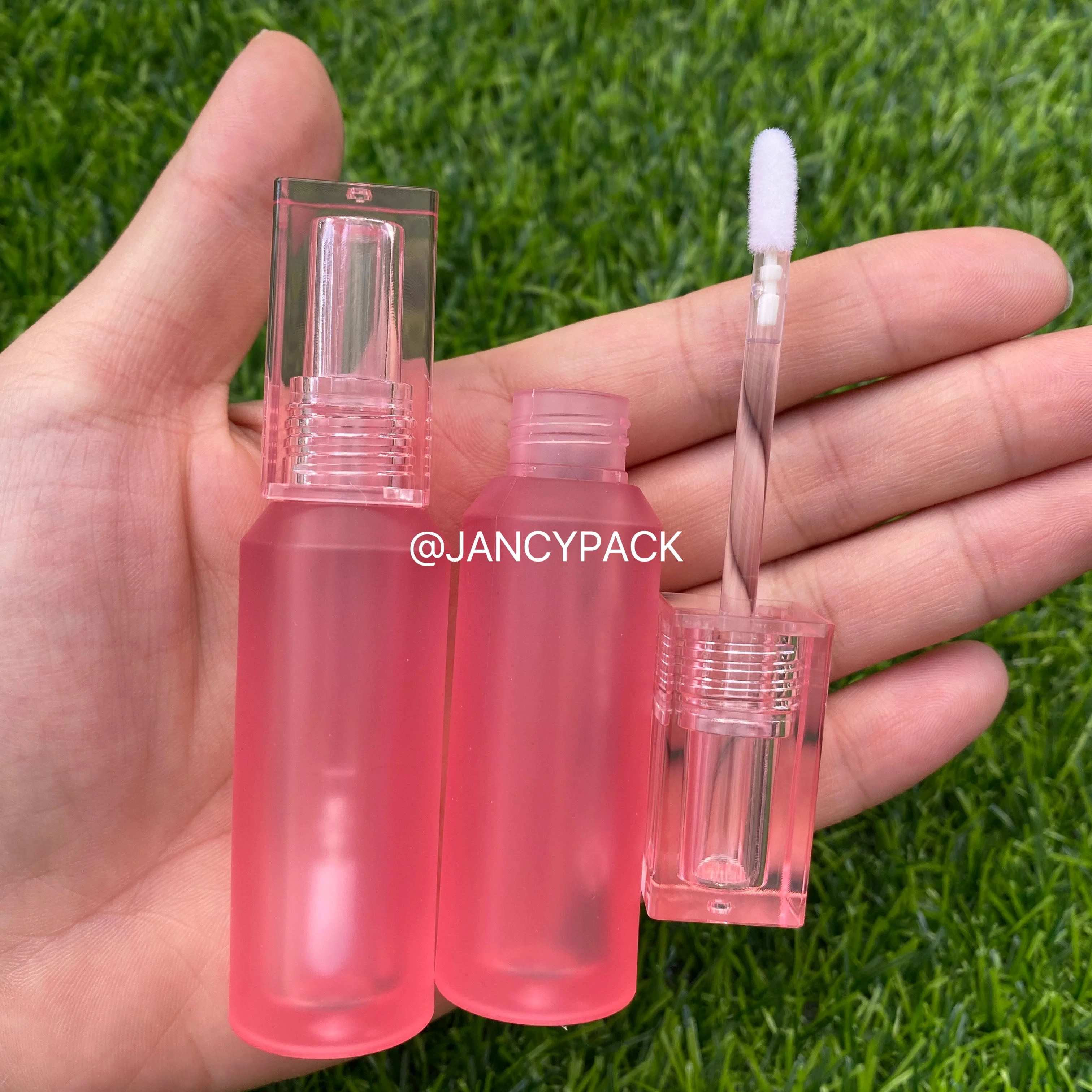 

4ml full pink Empty Lip Gloss Tube Clear Lip Balm Bottles Refillable Lipstick Container Eyelash Growth Liquid Cosmetic Container