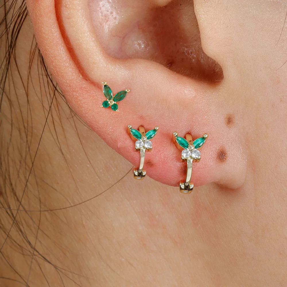 3 szt. Zestawów ze stali nierdzewnej cyrkon motyl Huggie Hoop kolczyk dla kobiet mały śliczny motyl Helix Piercing Stud biżuteria — zdjęcie 3