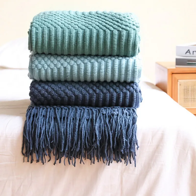European Style Knitted Throw Blanket – Soft Boho Sofa Cover, Versatile Bedside Blanket for Living Room, Bedroom, Home Decor