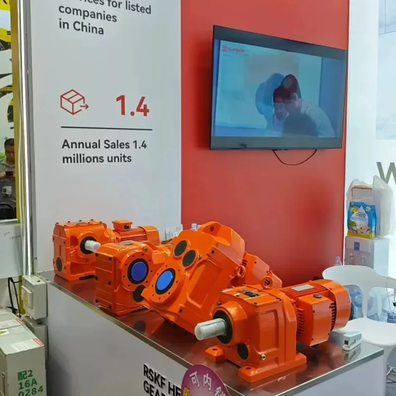 R series helical gear reducer In-line gear reducer R07-R167 for industrial machinery, interchangeable, SEW compatible