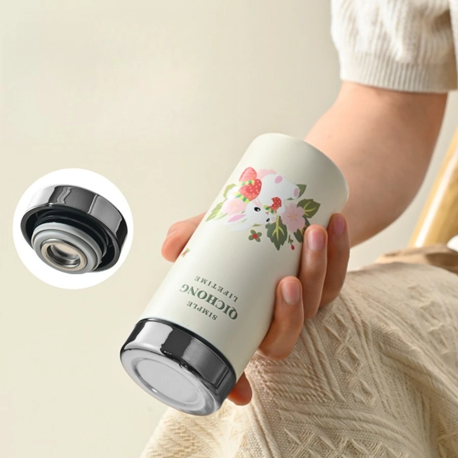 كوب عازل للجيب بسعة صغيرة، بطانة سيراميك، طباعة كرتونية صغيرة، كوب ماء صغير مريح يحافظ على الطلاب كوبًا باردًا