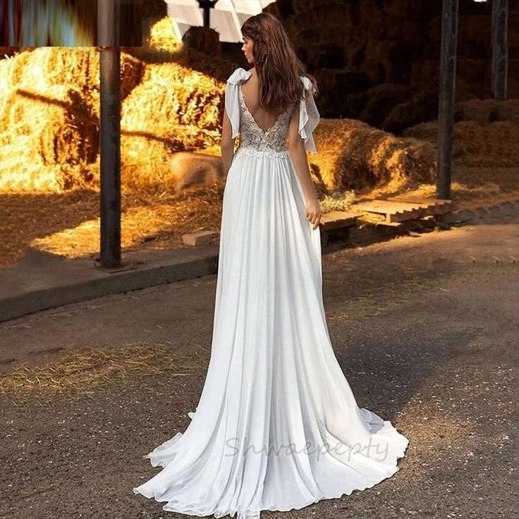 Boho Chiffon Wedding Dress Side Slit Slit Sexy Backless Summer Long Beach Bridal Gown Lace Applique Sleeveless Straps White Robe