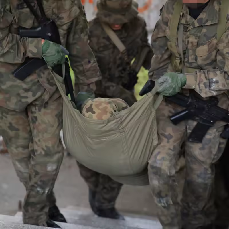 RHINO RESCUE Multi-use Disposable Litter,simple Portable stretcher ,Rescue Essentials,Quick Emergency Litters - Image 2