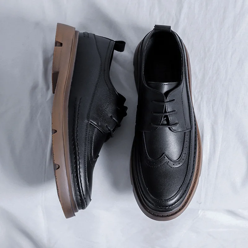 

Spring Summer Casual Men Leather Shoes Business Vintage British Dress Loafers Black Luxury Work Men Italian Shoes Brogue Oxfords