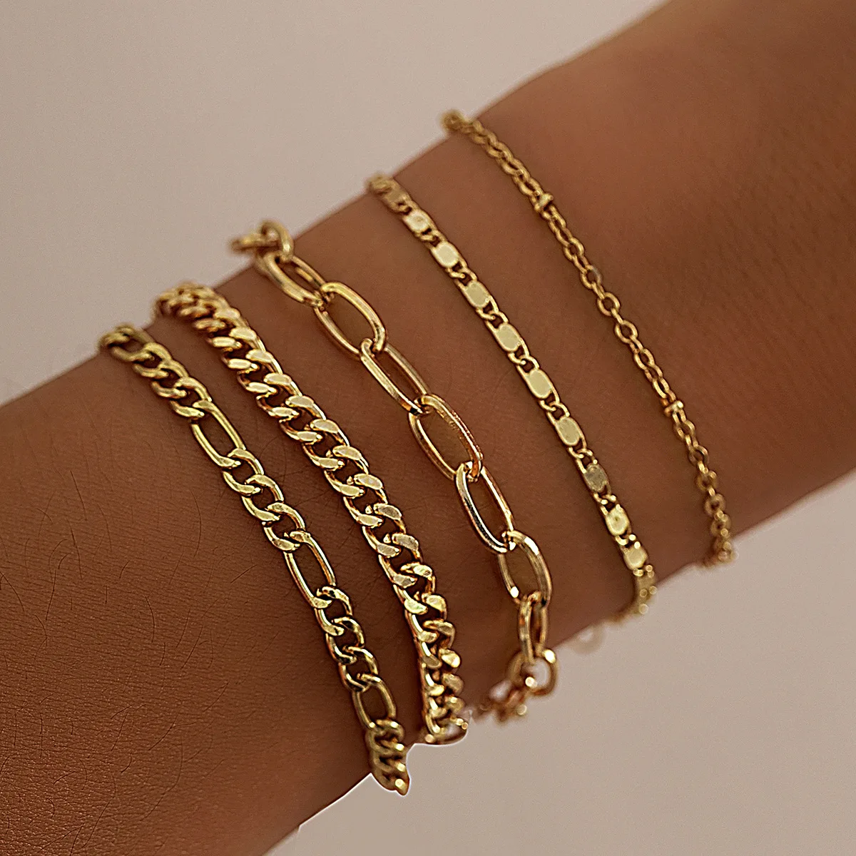 

New Minimalist Fine Chain Bracelet Set for Women Personalized Hip Hop Style Folding Gold Color Chain Girls Gift