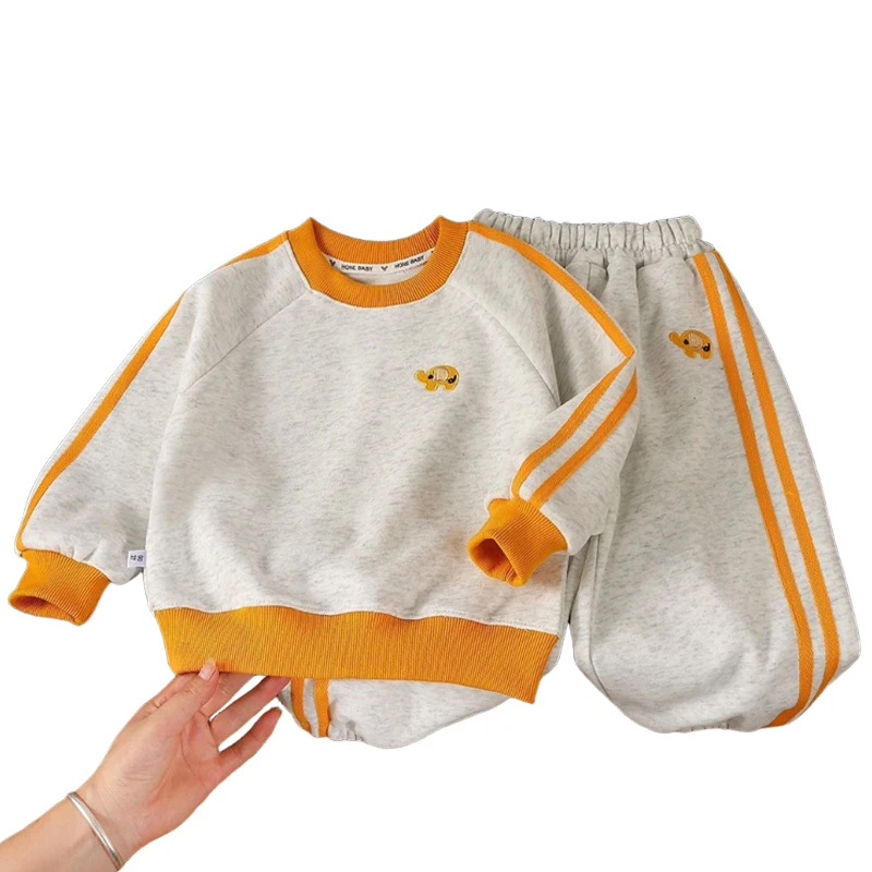 Neue Herbst-Kinderkleidung, Sweatshirt-Sets für Jungen und Mädchen, Cartoon-Stickerei, Langarm-Pullover + Hose, 2-teiliger Kinder-Trainingsanzug – Detail 6