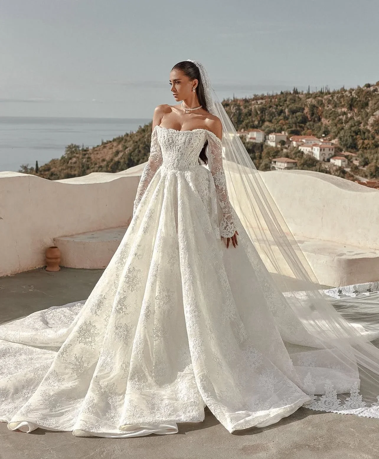 Customized Lace Wedding Dress Long Sleeve Princesa Elegantes robe de mariée Applique Sexy Off Shoulder Vestido de novia