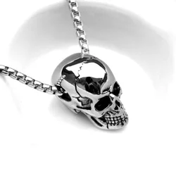 Wu's 2022 Retro Hip Hop Punk Stainless Steel Skull Necklace Men's Rock Personality Long Pendant Necklace Boho Halloween Ornament