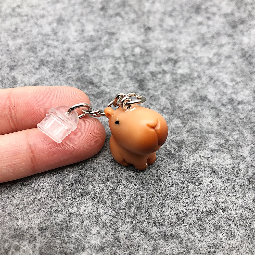 Adorable Practical Resin Capybara Charm Dust Plugs for Mobile Phone, Tablets, Laptops, USB-C & Lightening Port