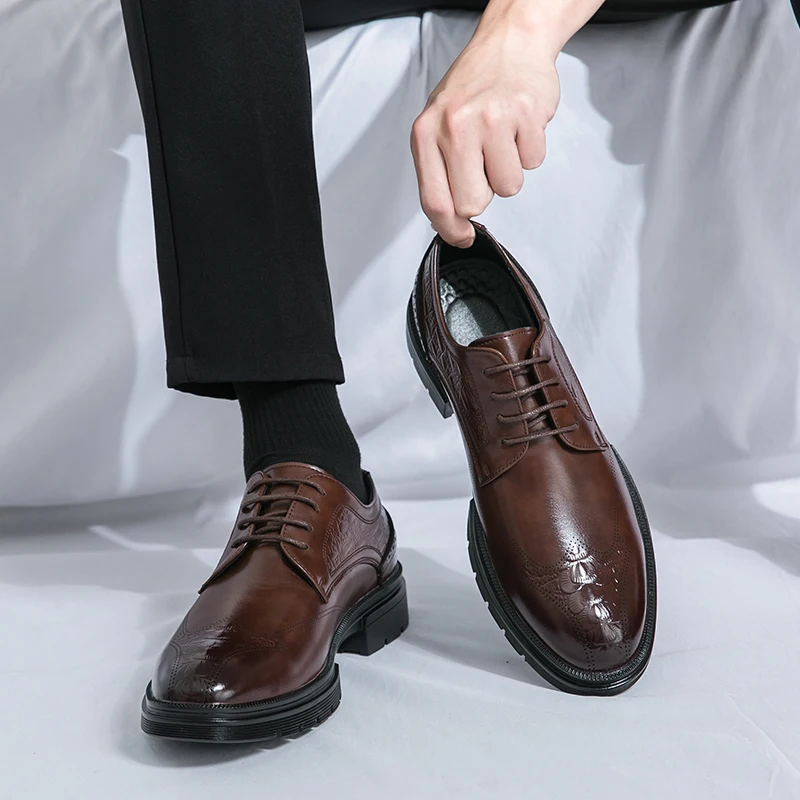 

Men Fashion Pointed Derby Shoes PU Solid Color Lace Up Low Heel Comfortable Breathable Business Formal Men Shoes