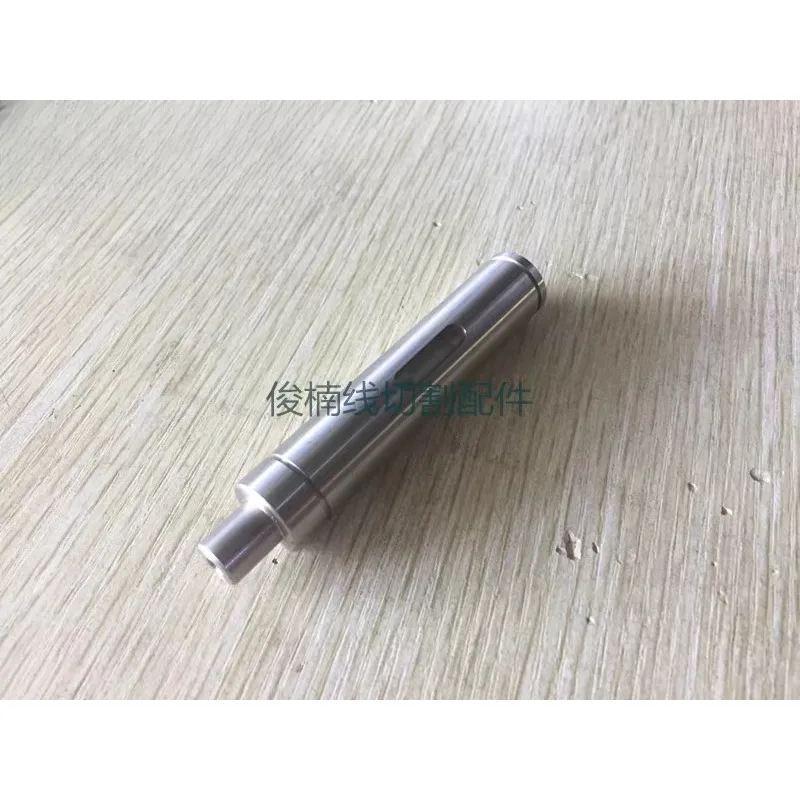 eje-de-electroerosion-a290-8112-x373-a290-8119-x373-Ø17x95lmm-para-maquinas-de-electroerosion-por-corte-de-alambre-serie-f-anuc