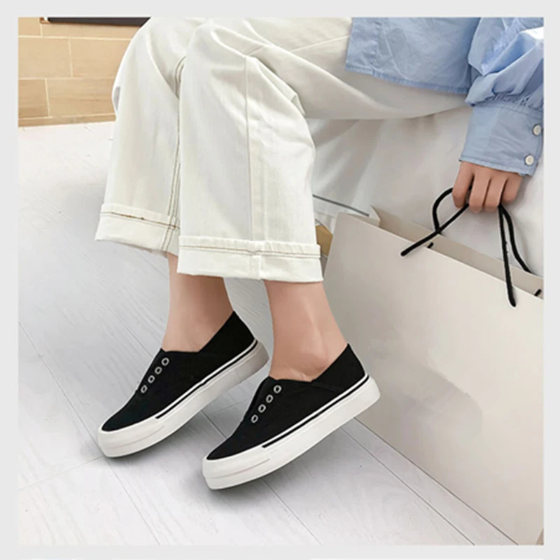 Klassiekers Stijl Vrouwen Canvas Schoenen Mode Sneakers Student Sport Schoenen Vrouw Casual Loafers Vulkaniseren Schoenen Dames Canvas Flats