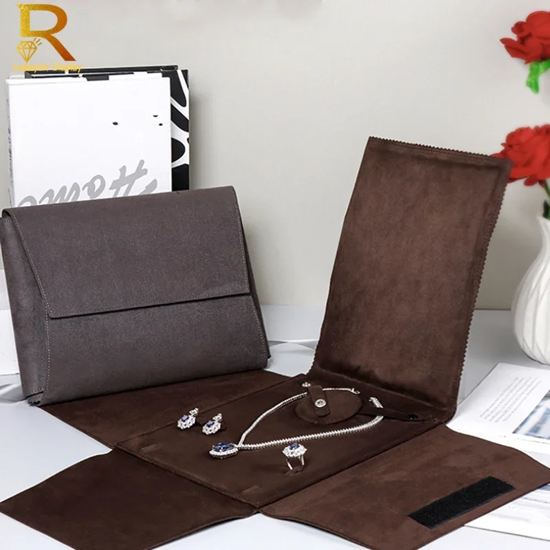 Creative Brand Style Set Chain Box Fashion Coffee Color Suede Jewel Necklace Box Network Red Ring Necklace Earrings Set