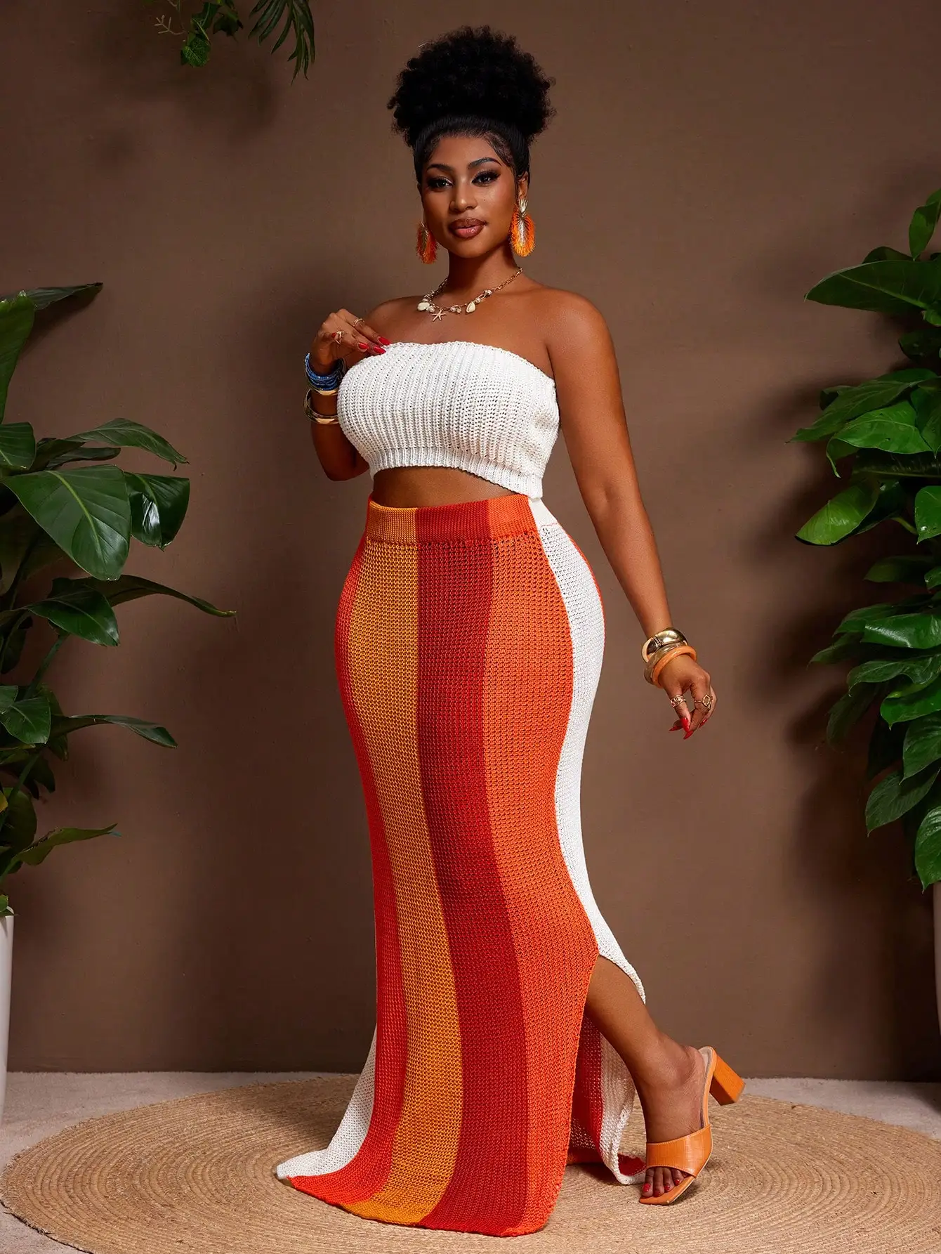 

Вязаный укороченный топ и юбка макси с цветными вставками, комплект из 2 предметов, наряд для летнего отдыха