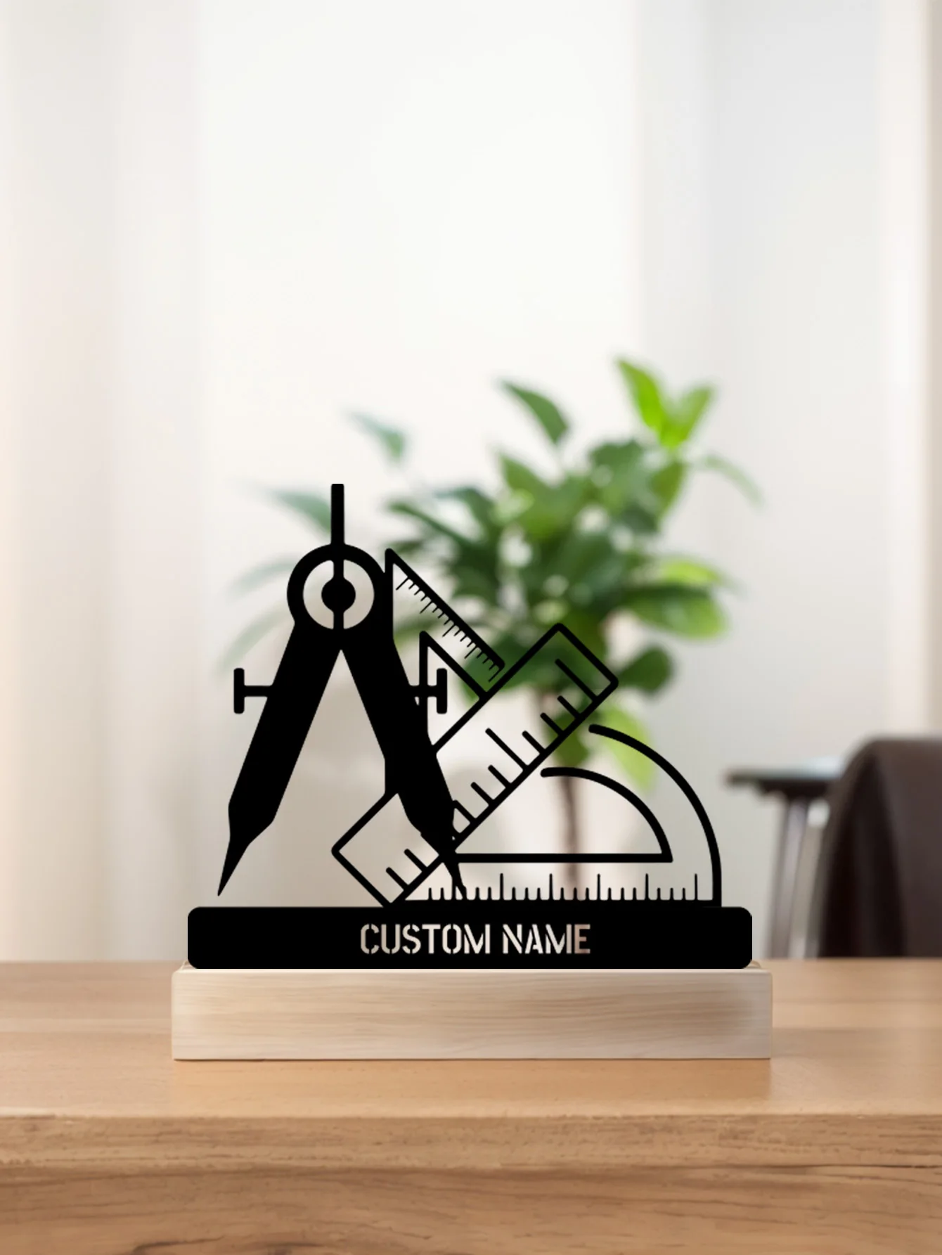 1 szt. Prosty kompas i linijka, metalowa statuetka z możliwością personalizacji imienia, ozdoba z żelaza, rzeźba z blachy, rękodzieło z drewnianą podstawą, dekoracja na stół do domu.