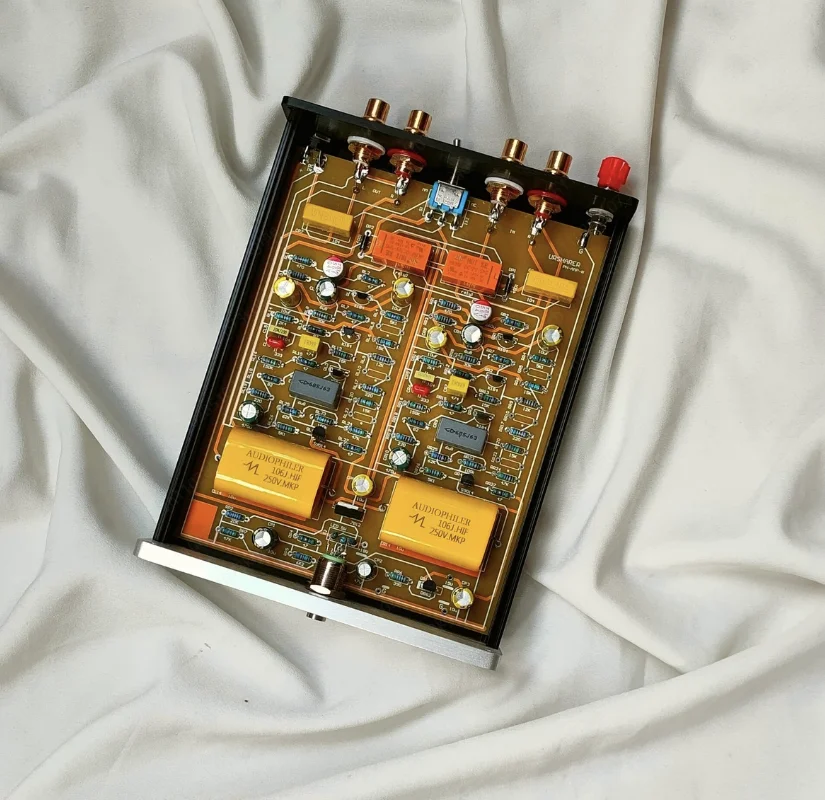 MM/MC dynamic magnetic head amplifier, low noise vinyl record player, discrete components, Class A circuit