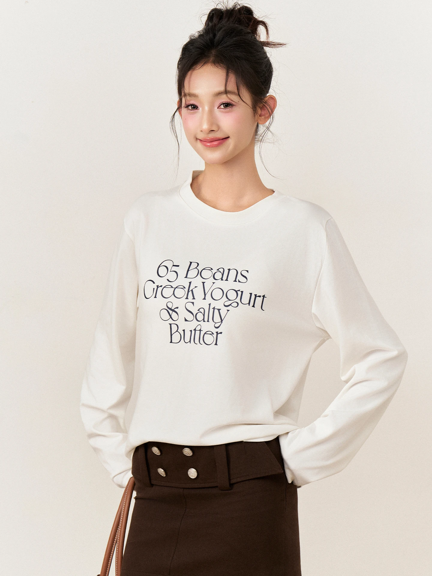 

Футболка-лонгслив AXIA матовая, свободного кроя, белая, с буквенным принтом, базовый слой, для женщин, 100% хлопок