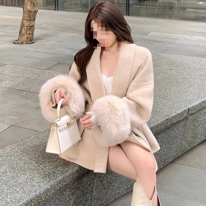 

Grey v-neck strap hair women's autumn long-sleeved loose high-end coat