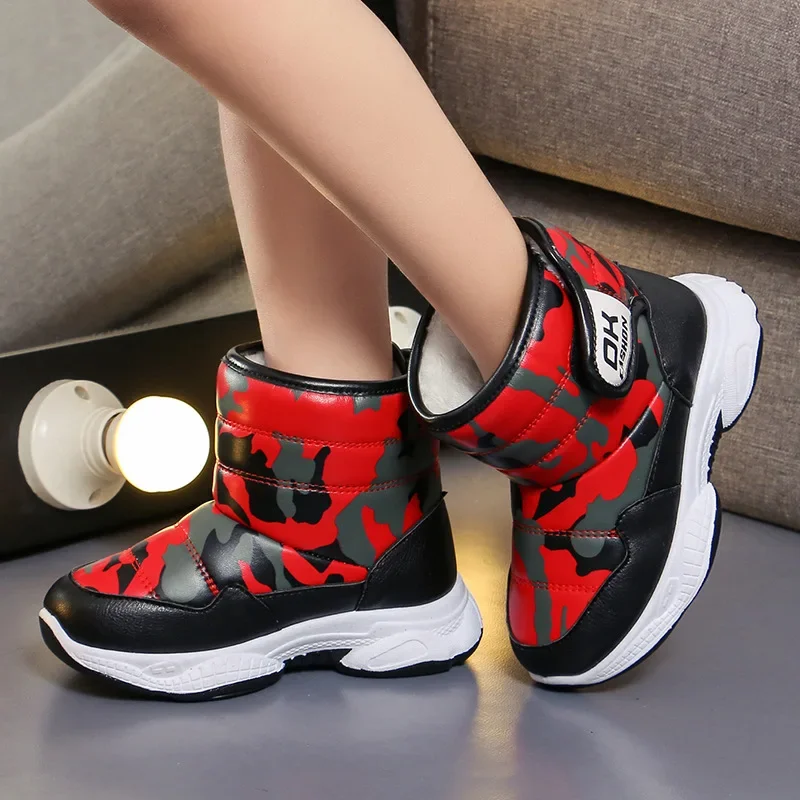 

Детские зимние ботинки для девочек и мальчиков, зима 2024, новая модная универсальная нескользящая повседневная теплая обувь в корейском стиле с мягкой подошвой