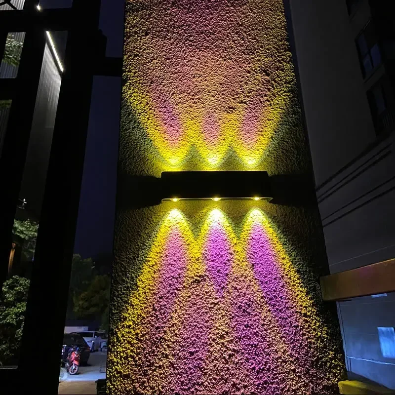 

Solar Powered Outdoor Wall Lamp Courtyard Wall Lighting Balcony Garden Wall Washing Ultra Bright High-Power Outdoor Spotlight