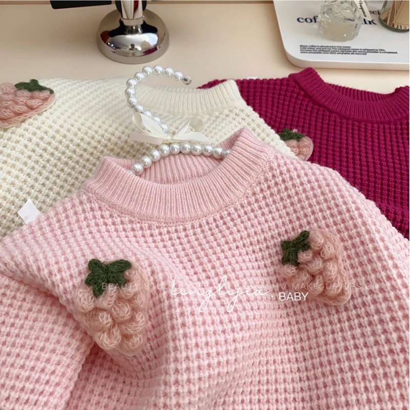 Autumn Winter New Girls Knit Cardigan Coat Strawberry Print Round Neck Sweater Bottoming Shirt For 2-6Y Kids Warm Knitted Jacket